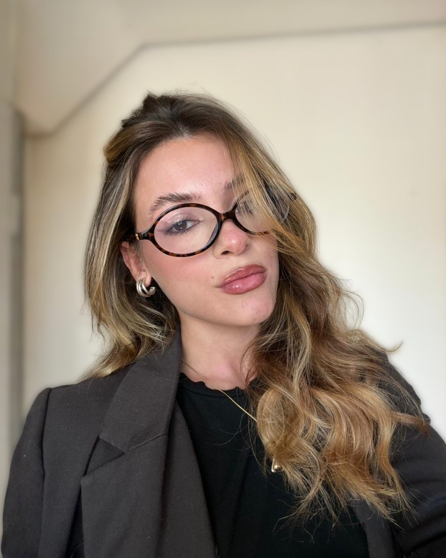 Thaís